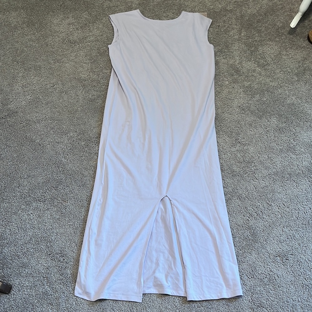 WVN for you NWT lavender dress size medium